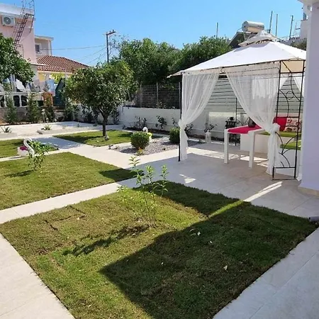 Holiday home Fiore , 200m From Square