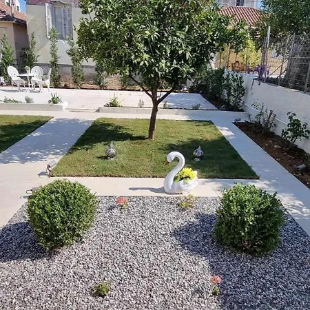 Fiore , 200m From Square Holiday home *